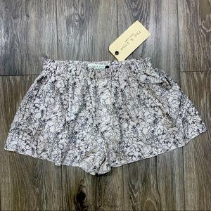 NWT! Rag & Bone Holten Silk Shorts- Printed Twill - cream with black floral